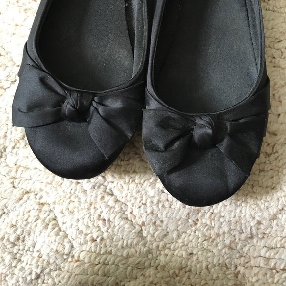 American Eagle Black Flats - Picture 2 of 4
