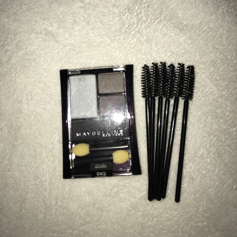 Make up by MAYBELLINE !! BRAND NEW