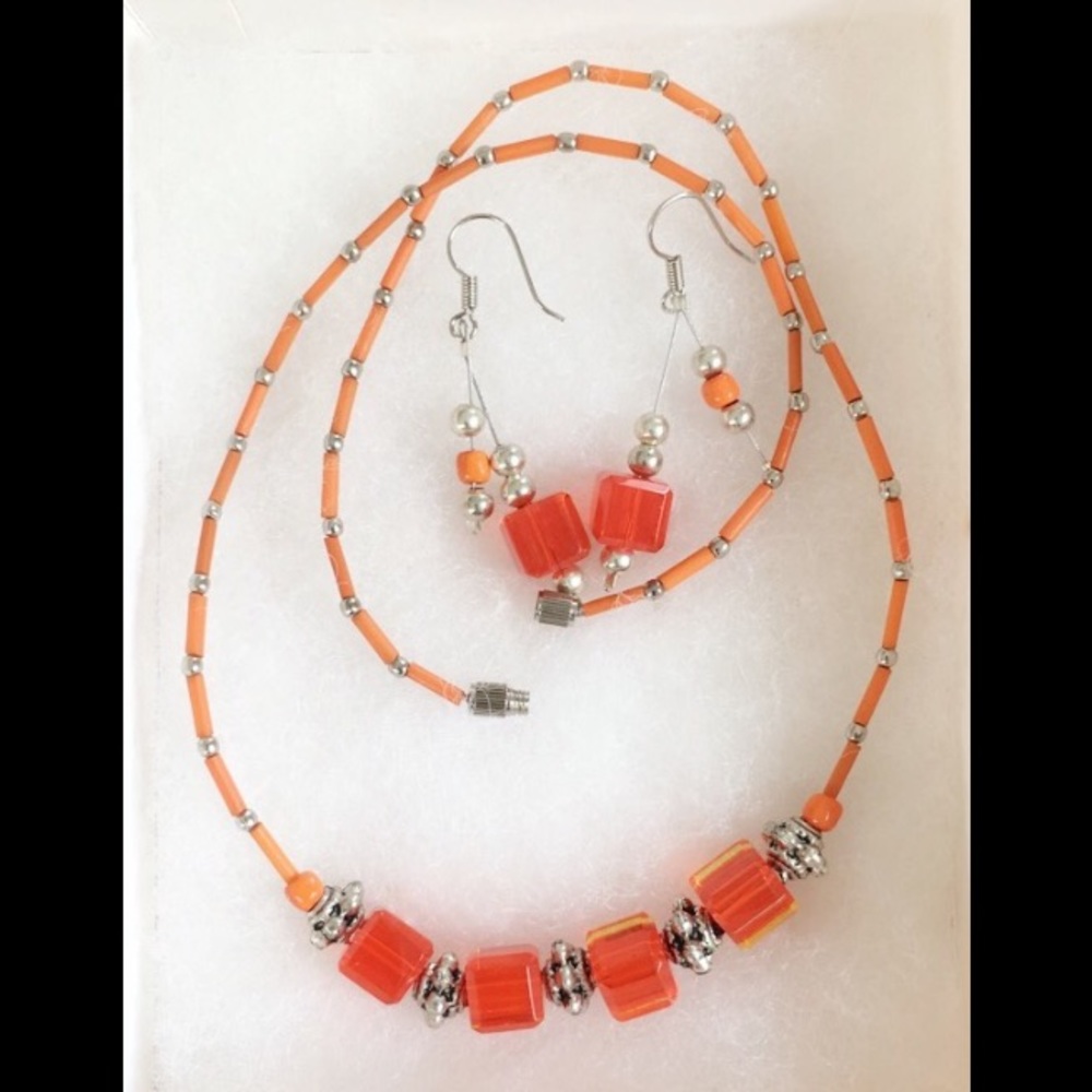 Handmade Peruvian Beaded Necklace & Earrings Combo