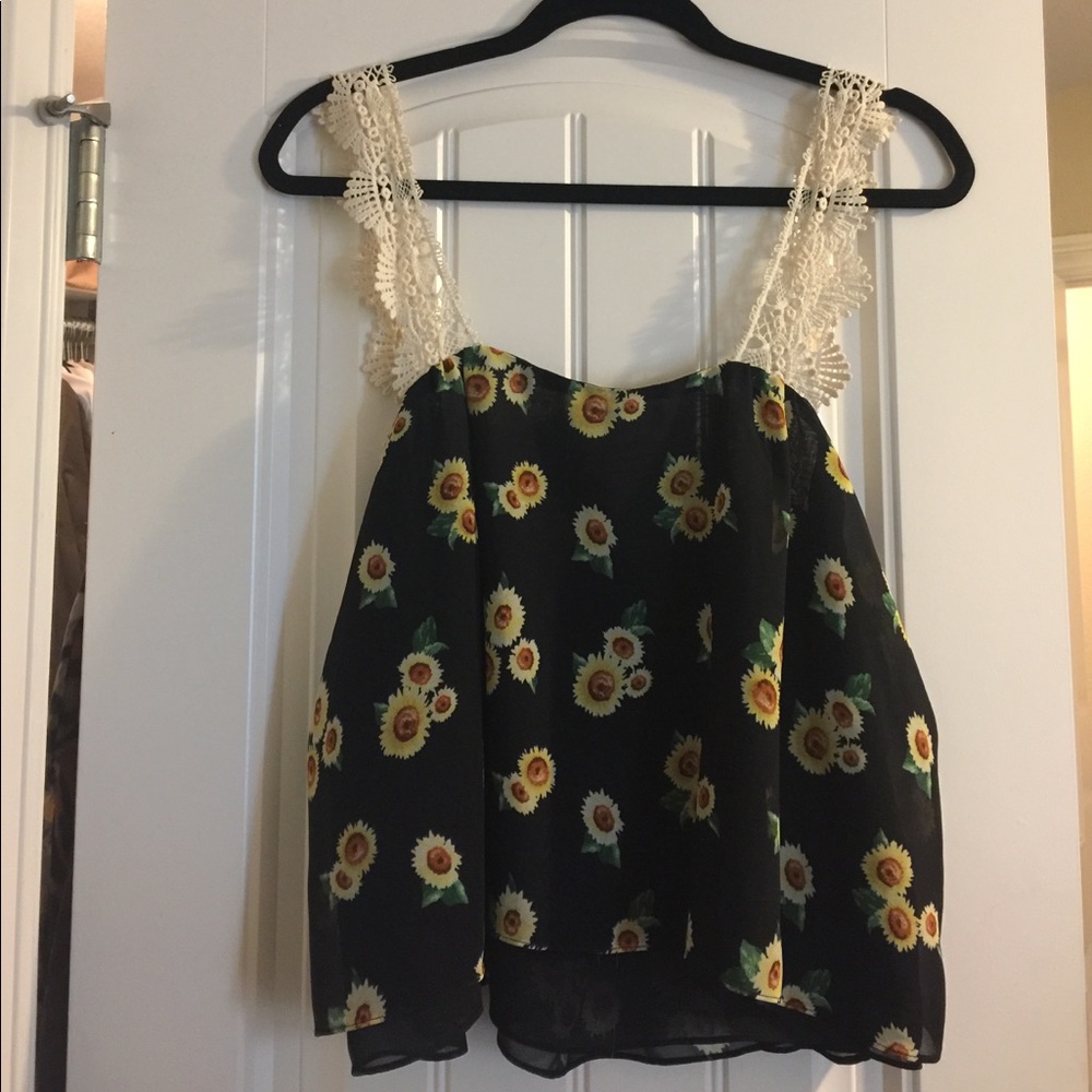 Floral crochet tank top