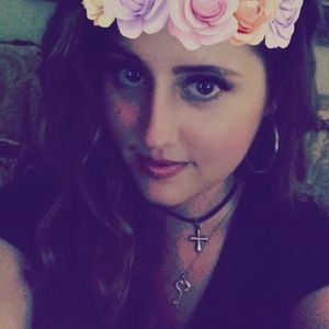 Meet your Posher, Gabrielle