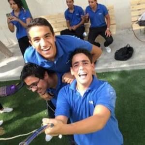 Meet your Posher, Omar