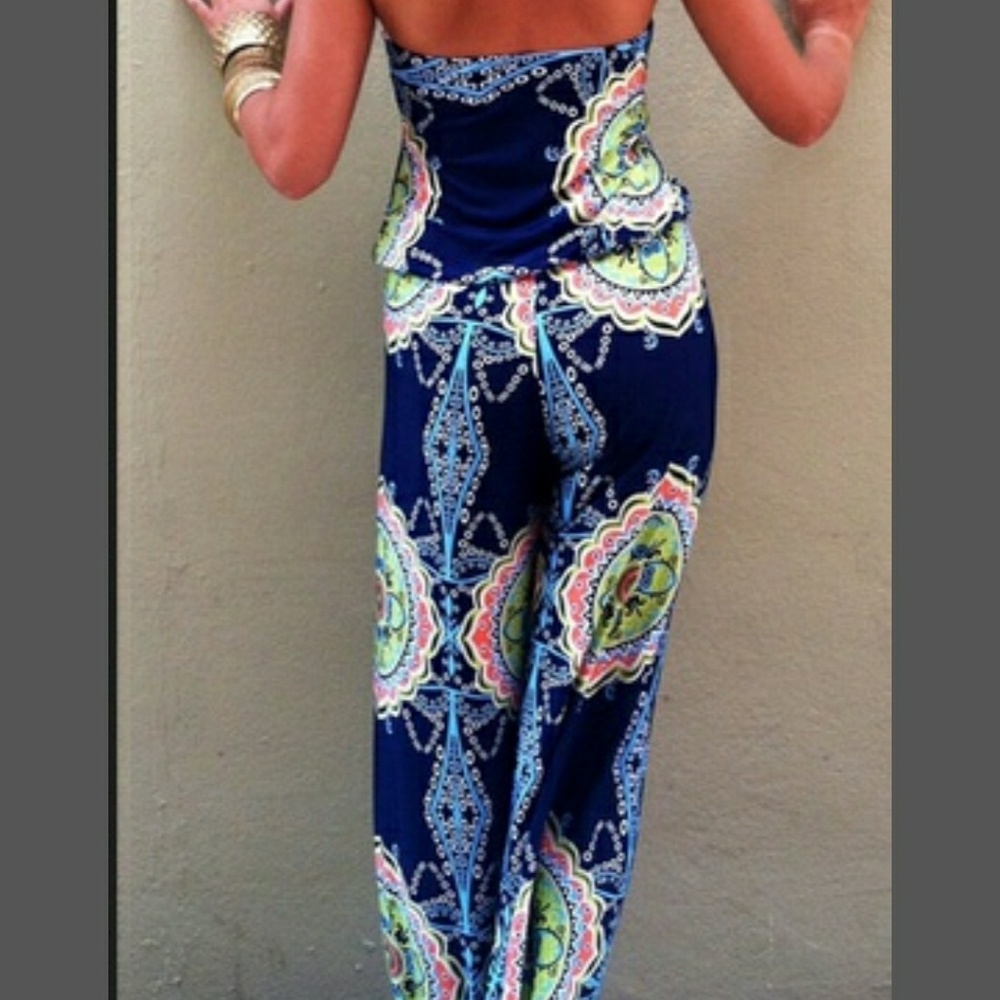 Print Jumpsuit - Picture 3 of 5