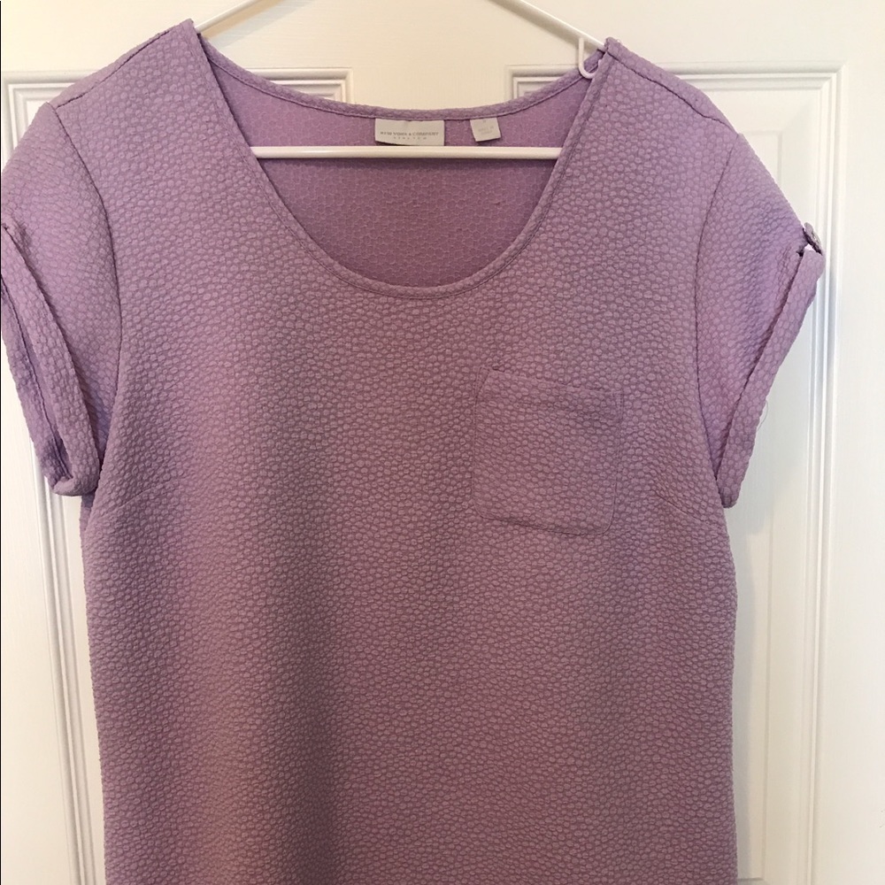 New York & Company cap sleeve stretch top.