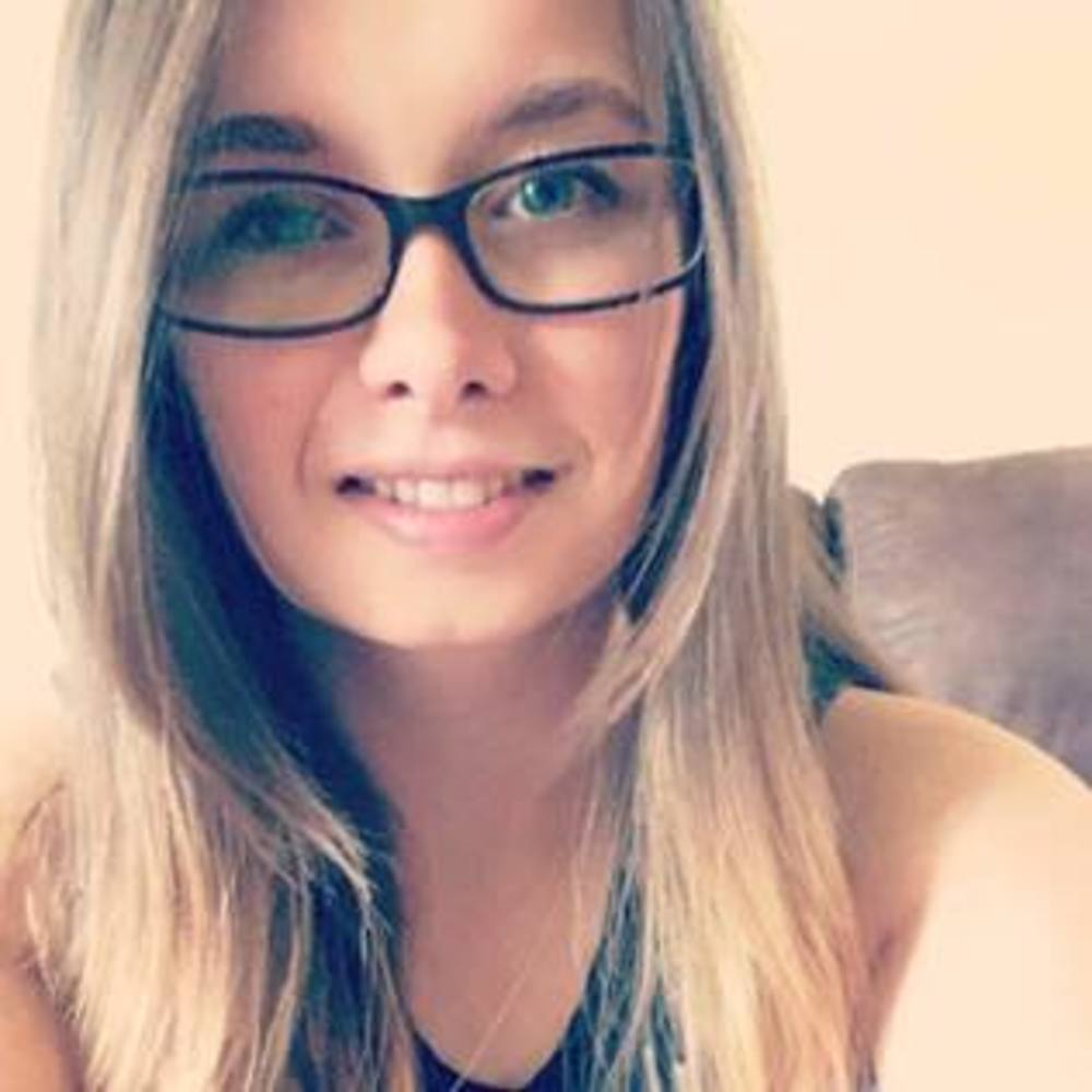 Meet your Posher, Mikayla
