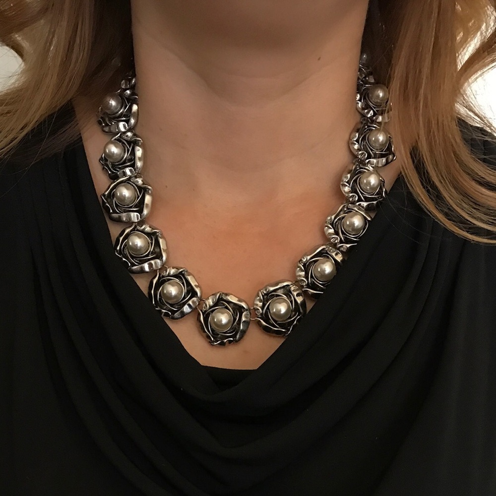 Cocoa Jewelry Rosetta Collar Necklace💕Host Pick💕
