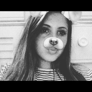 Meet your Posher, Bobbi