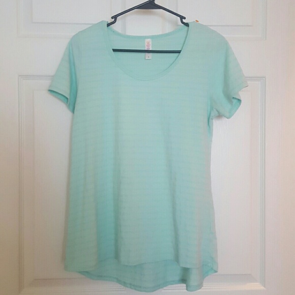 Lula roe shirt size small - Picture 1 of 2