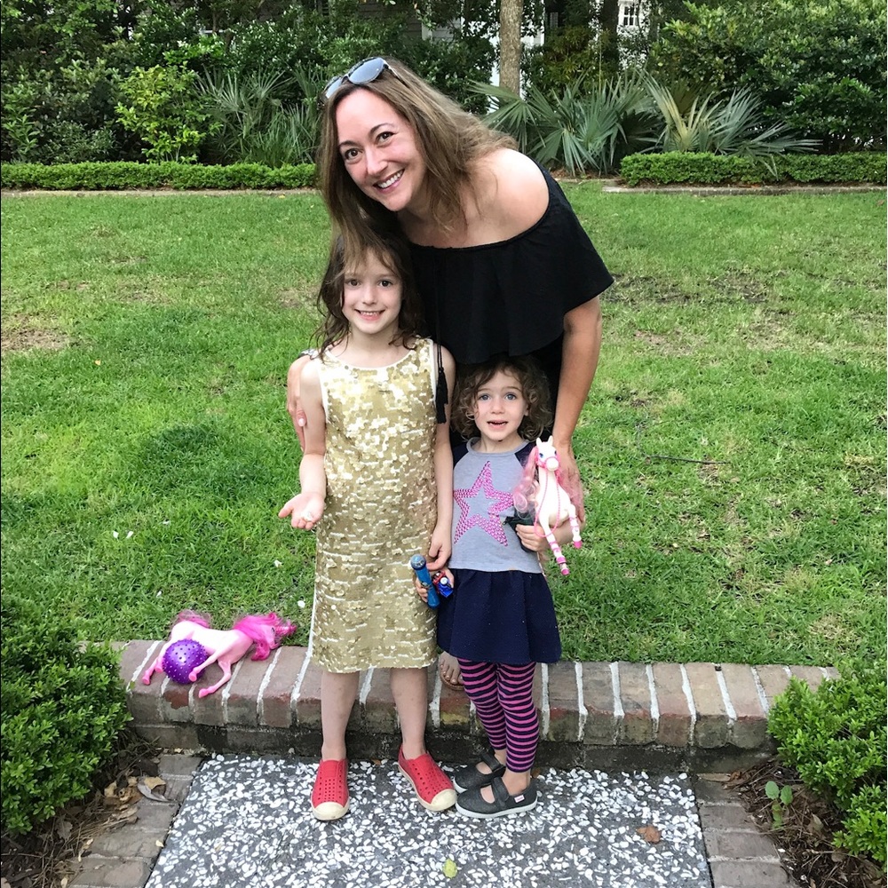 Meet your Posher, Deena