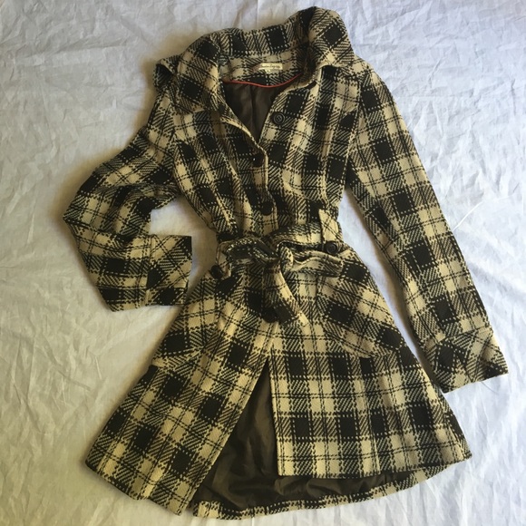 Macy's Plaid Coat - Picture 2 of 6