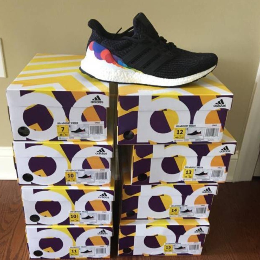 Adidas True Color Ultraboost