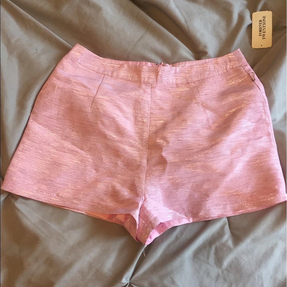 pink shorts