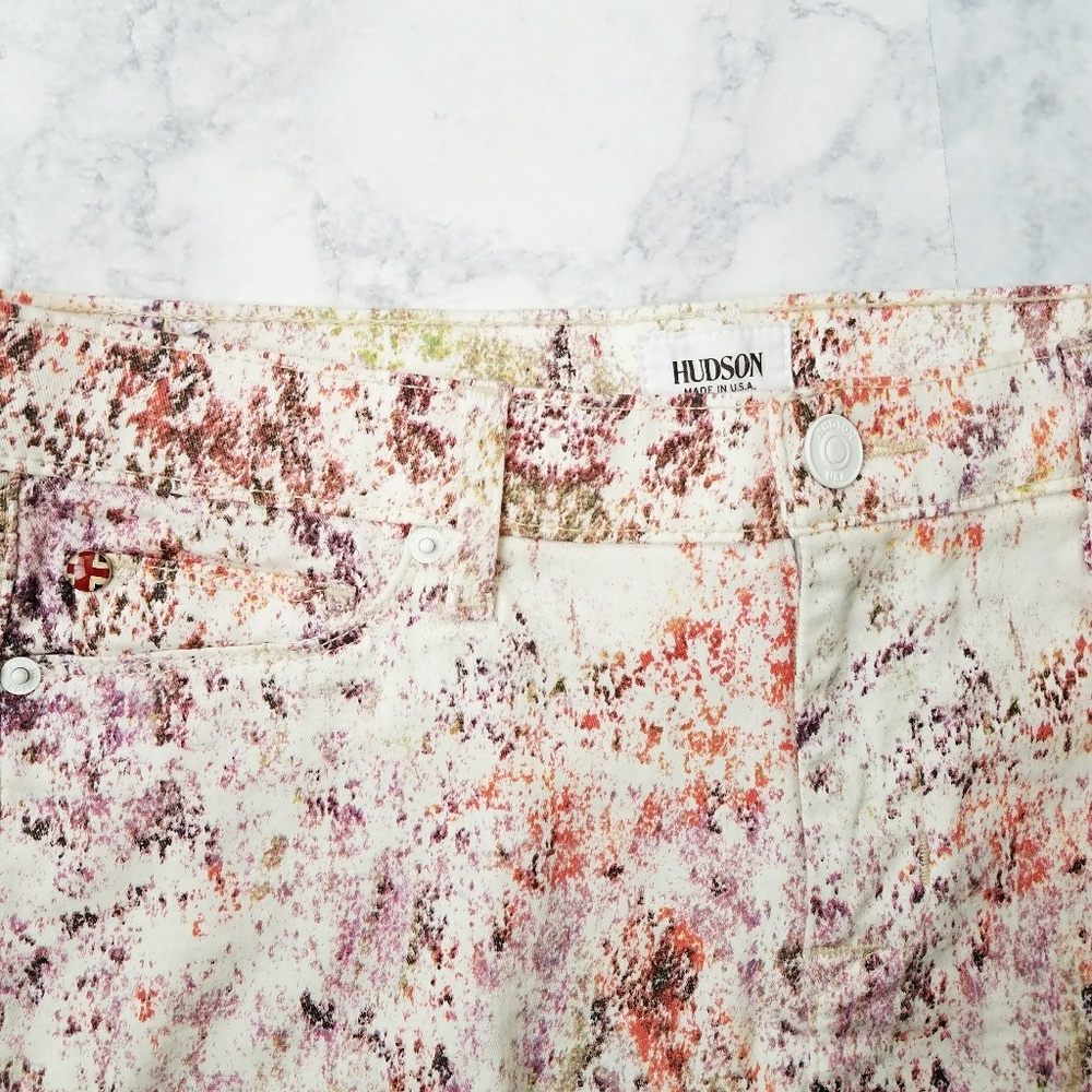 X SOLD X NWT Hudson Amber Frey Hem Shorts - Picture 4 of 7