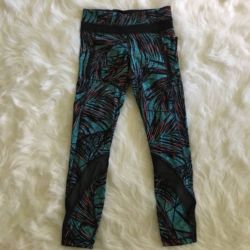 NWT Lululemon Inspire Tight II