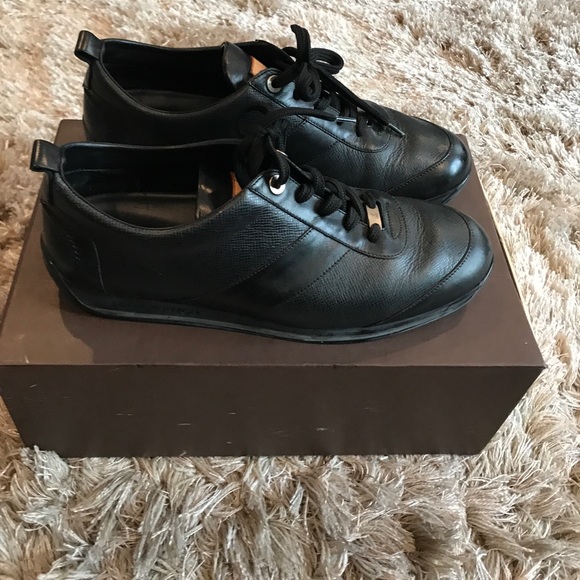 Louis Vuitton leather sneaker - Picture 3 of 6