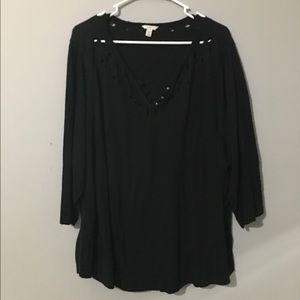Black 3/4 sleeve top