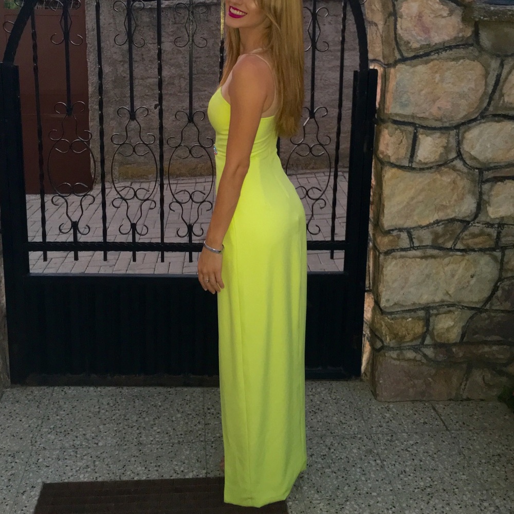 Highlight beauitful sexy dress