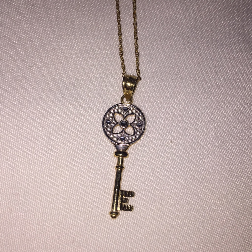 SOLD!!!! Real Gold Key Necklace