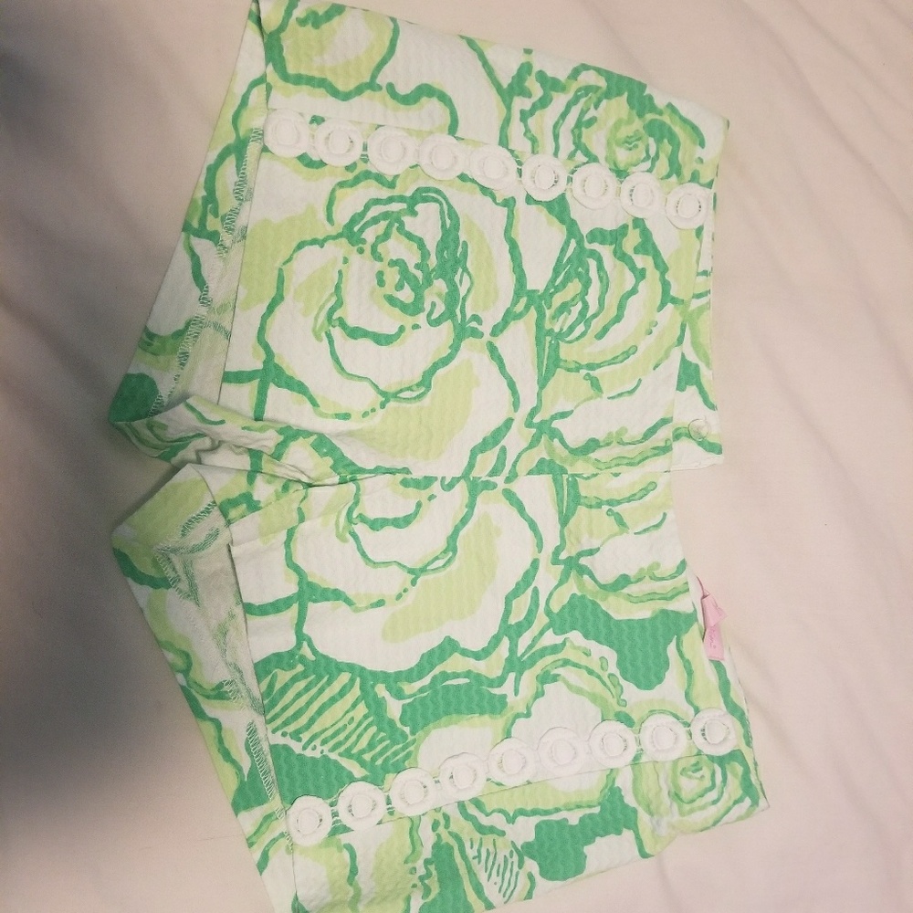 Lilly shorts NWT