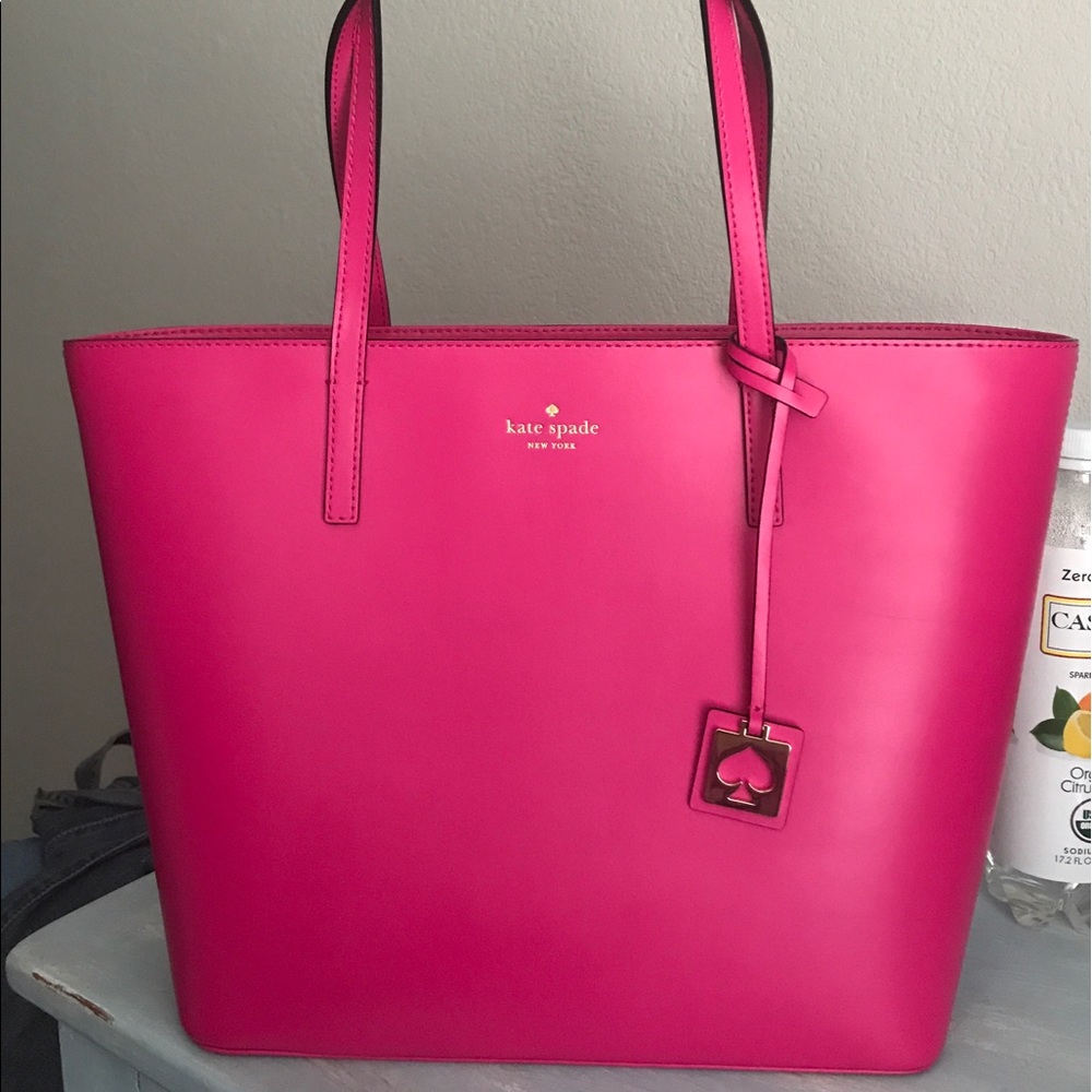 ‼️SOLD‼️Authentic Kate spade ♠️ purse