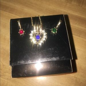 Stunning interchangeable pendant necklace