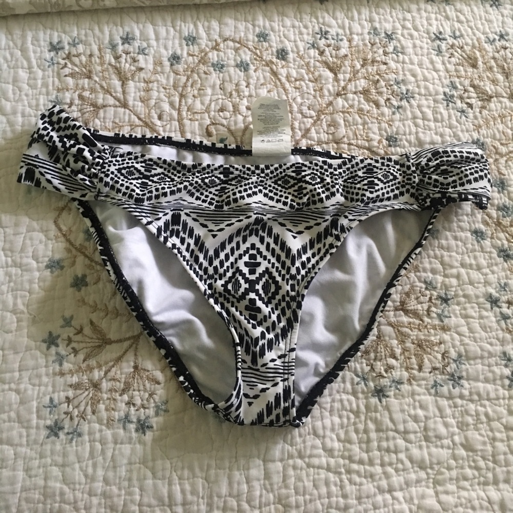 Bikini bottom