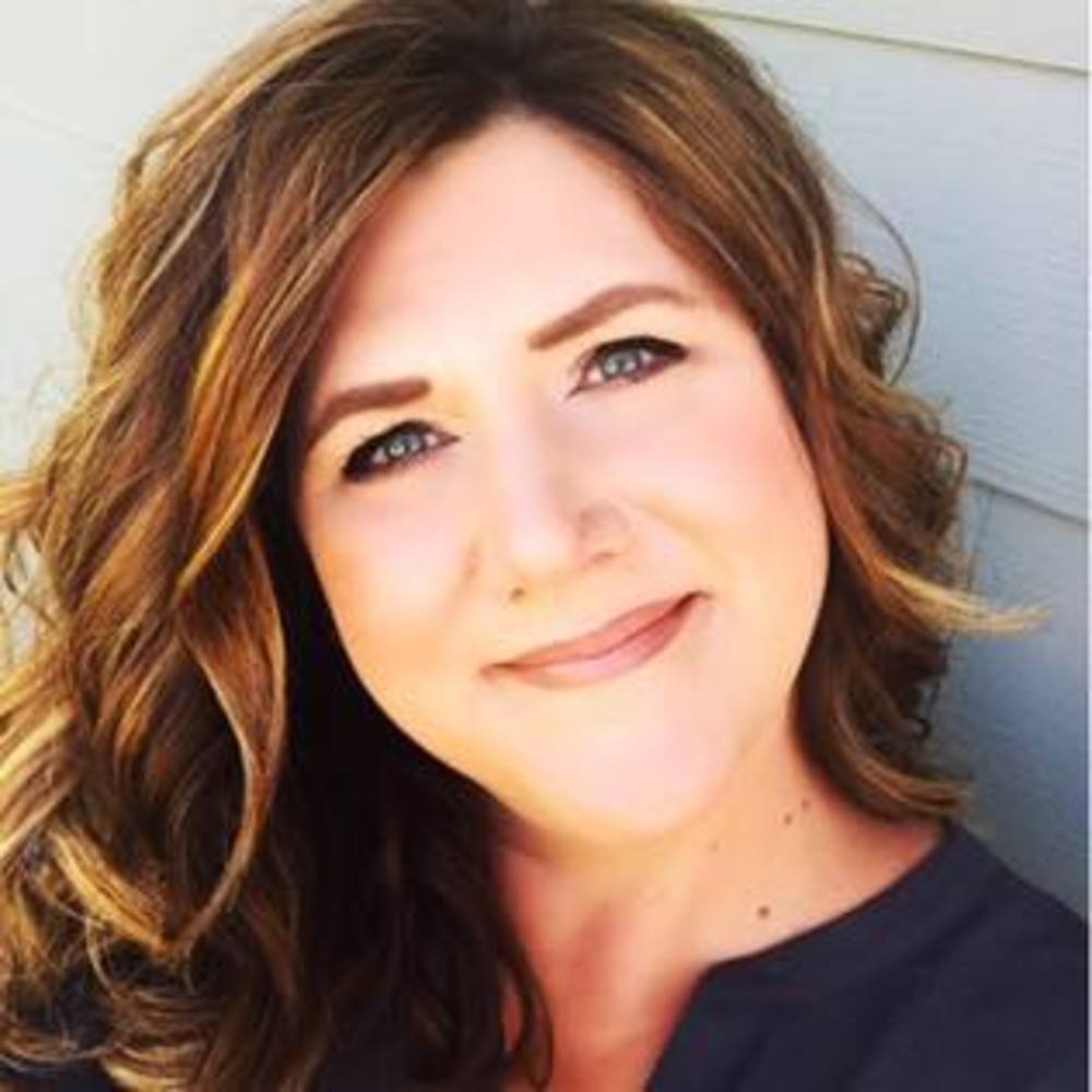 Meet your Posher, Deandra