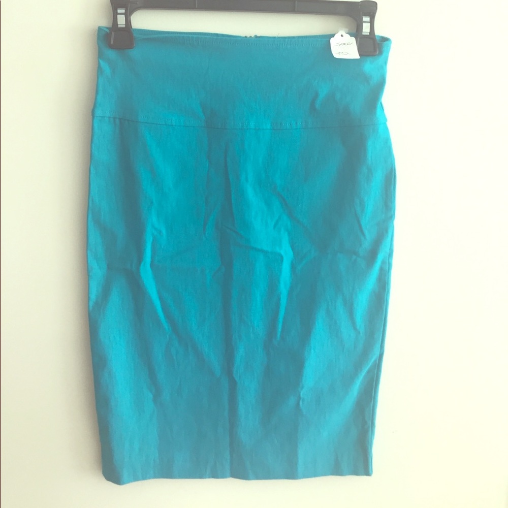 Stretchy Aqua Pencil Skirt!