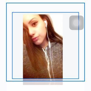 Meet your Posher, Lesly