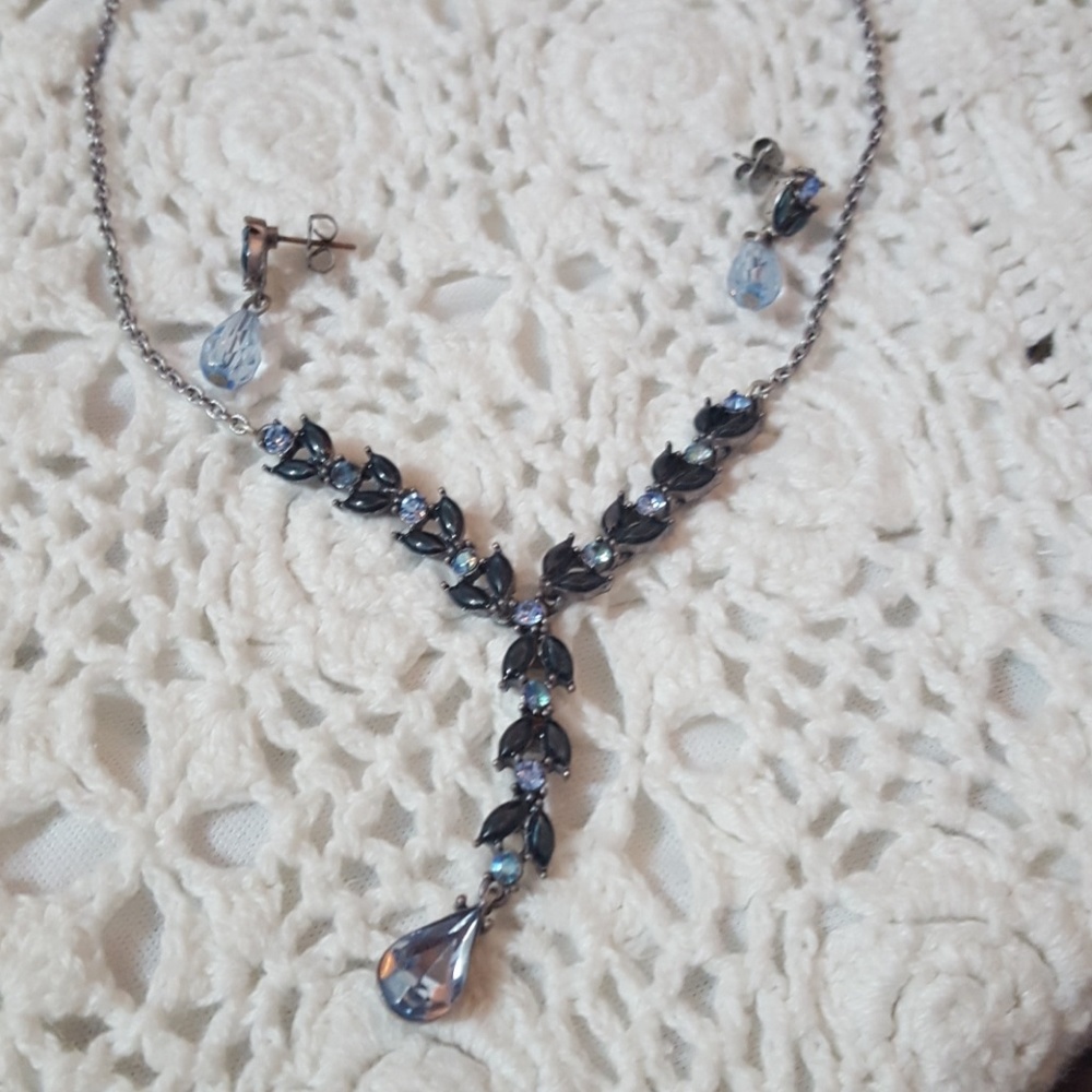 2 for $40 Necklace and earring set