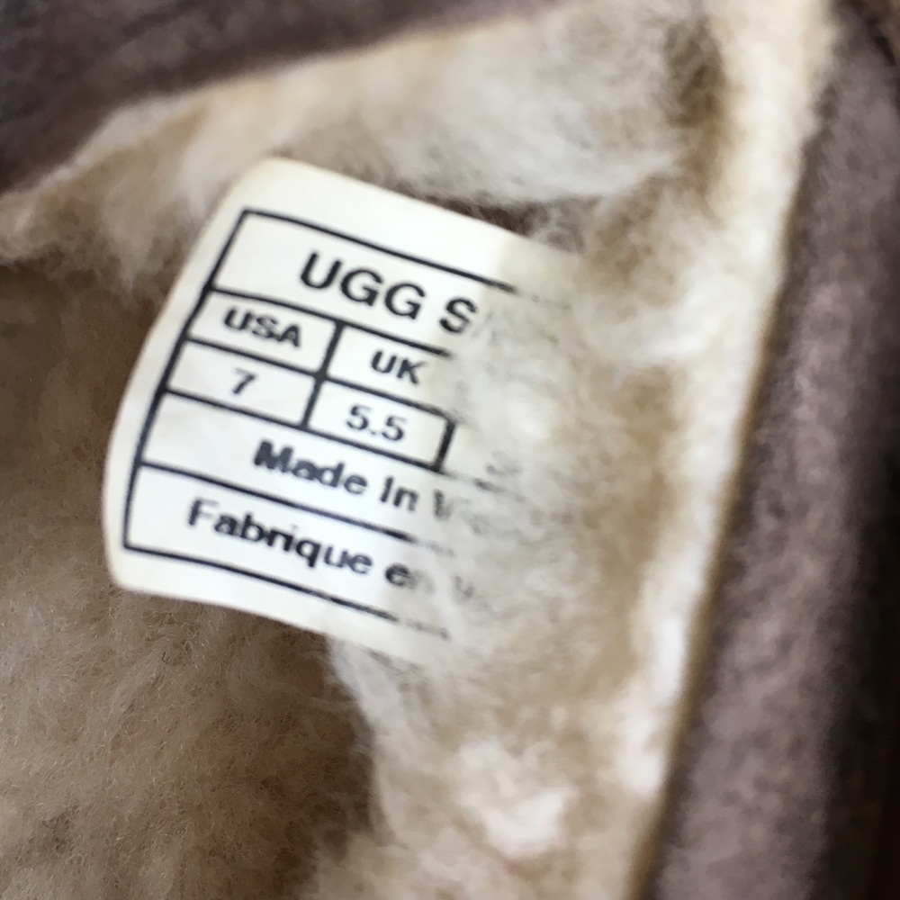 UGG Moccasins - Picture 4 of 4