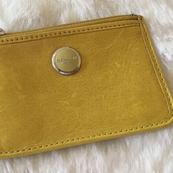 Coach Waxed Calfskin Card Hold r in Yellow - Picture 4 of 4