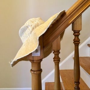 NWT Panama Calvin Klein Straw Floppy Beach Hat