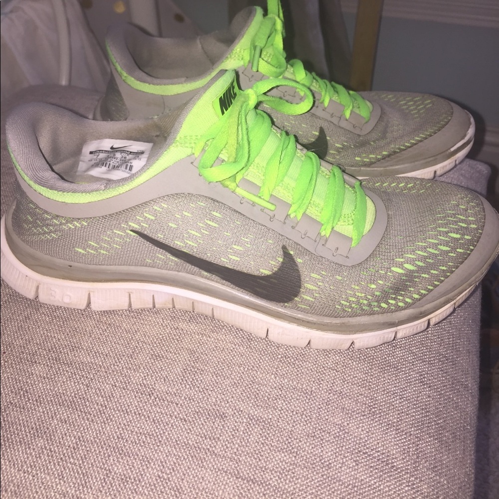 Nike free running shoes size 7