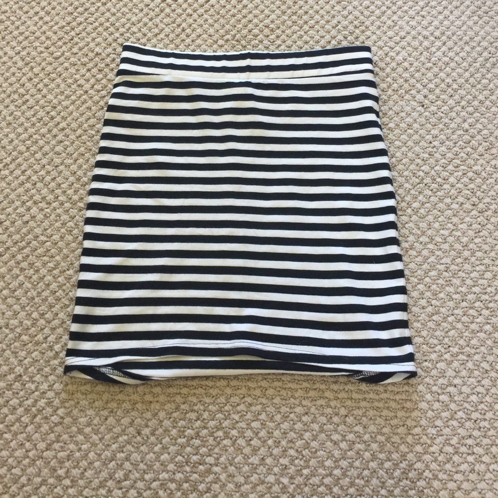 Black and white striped tight fitting skirt