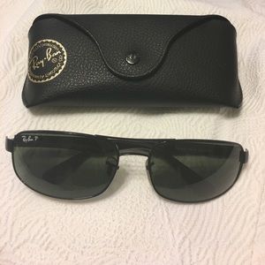 Men's Polarized Ray Ban Sunglasses with Case 🕶