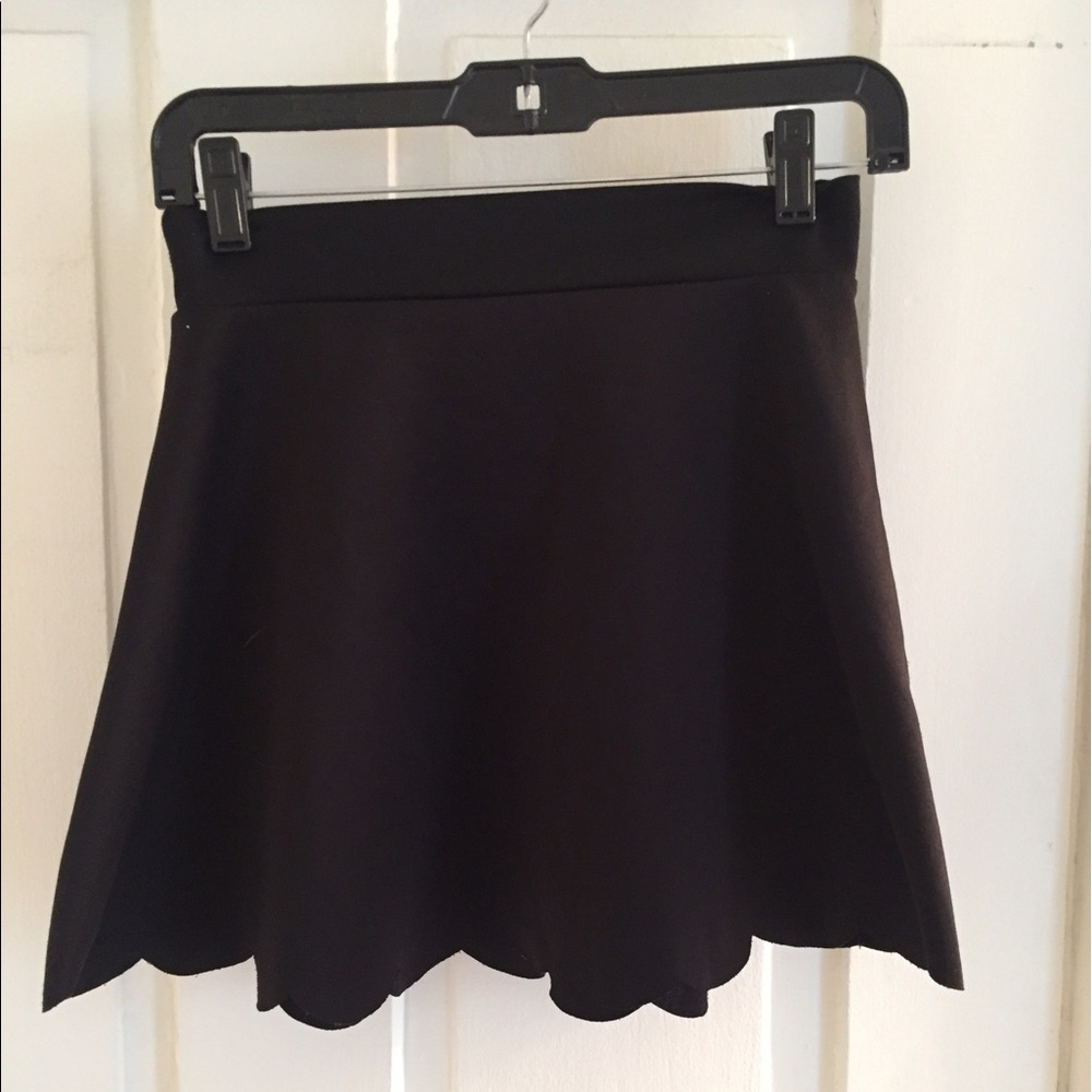 Black Pleated skirt