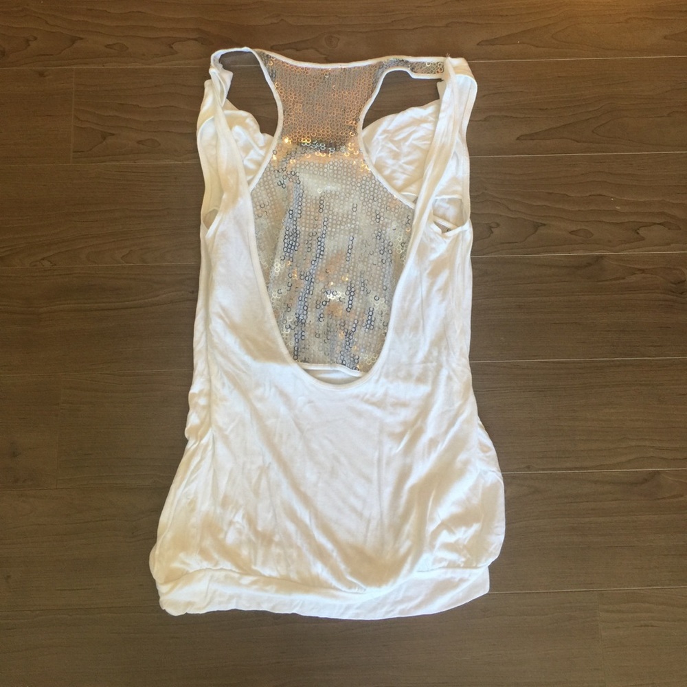 Express top size M