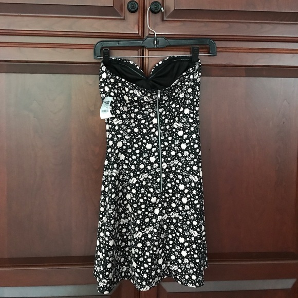 Charlotte Russe Strapless Dress - Picture 2 of 3