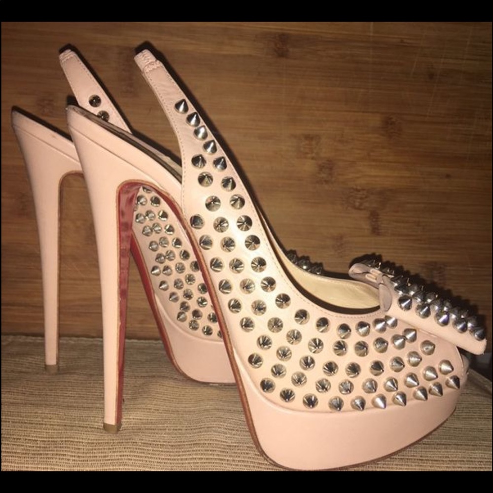 **SOLD👠 Louboutin Bow Spike Heels 💋 - Picture 3 of 7