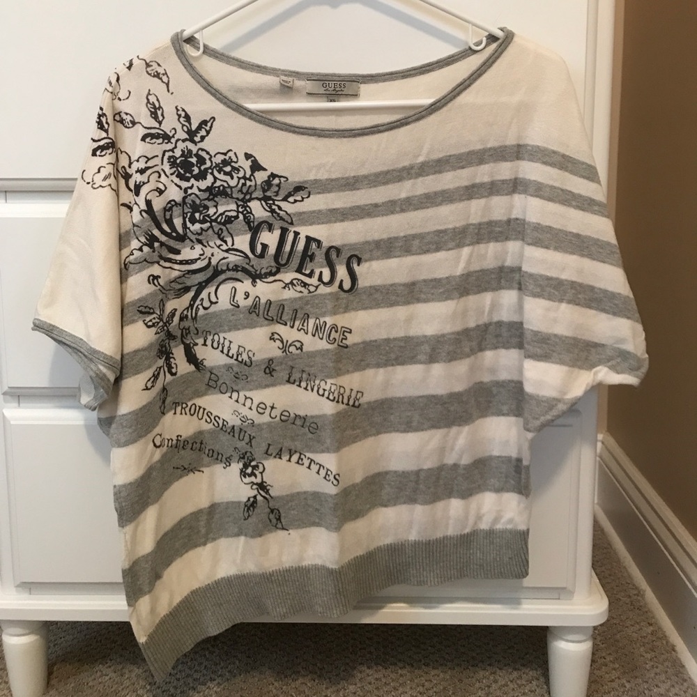 GUESS Asymmetrical short sleeve sweater