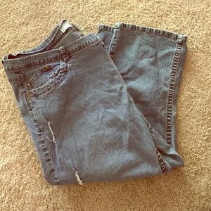 Hydraulic jean capris size 24