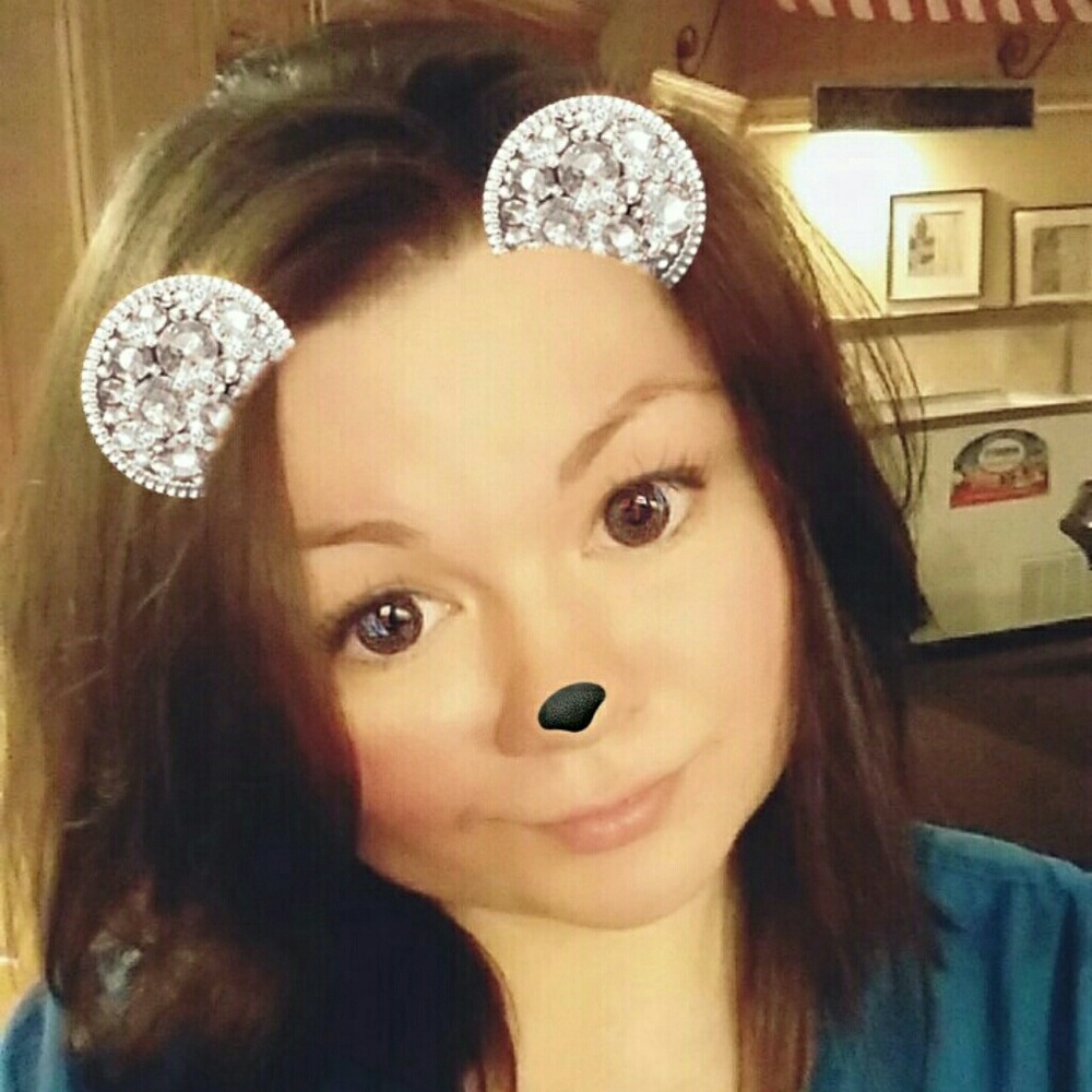 Meet your Posher, Brandi