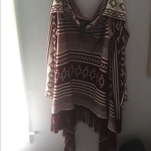 Big forever 21 sweater with fringe.