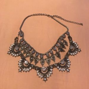 Statement necklace