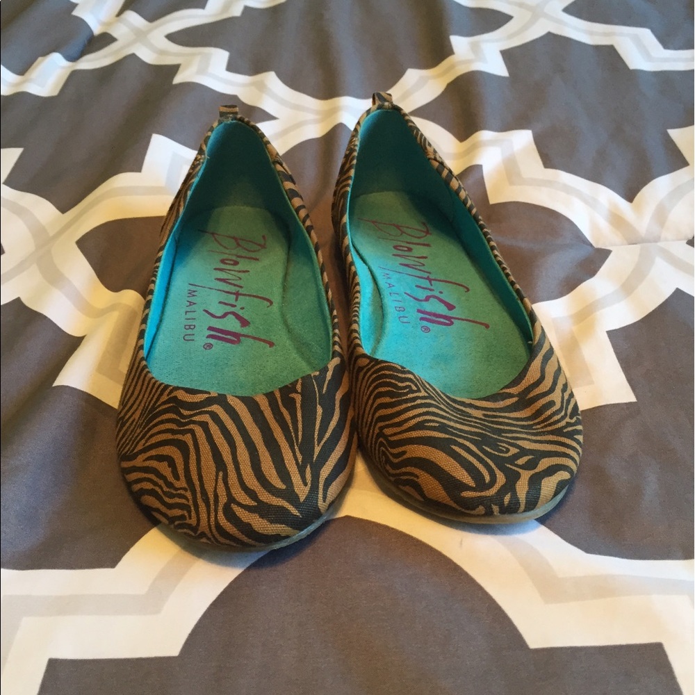 Zebra print flats