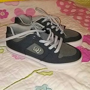 ✨DC sneakers✨
