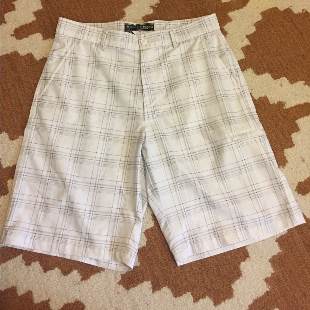 Pebble beach gold short white gray check 32