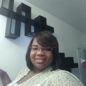 Meet your Posher, April