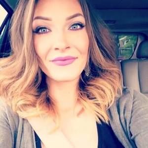 Meet your Posher, Madeline